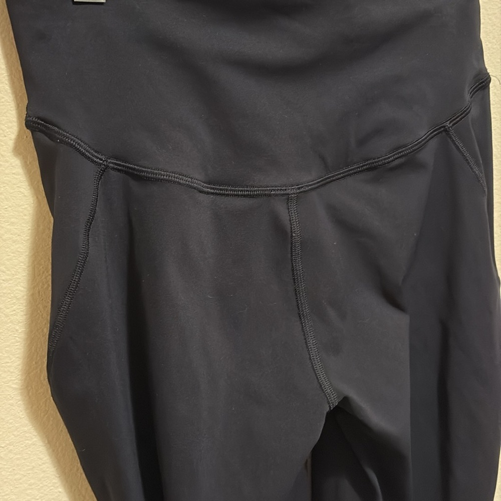 Lululemon Athletica 🍋Women’s Nulu Black Leggings Size 6 NWOT - Picture 6 of 9